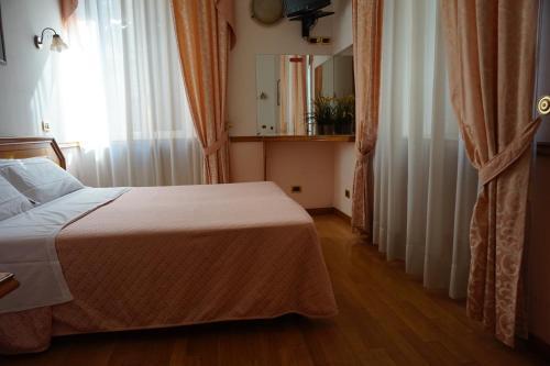 Green Hotel Рим Екстер'єр фото