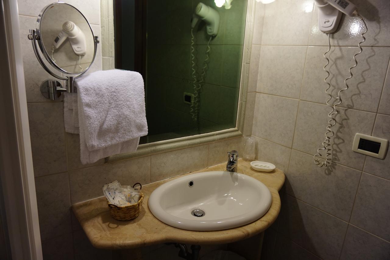 Green Hotel Рим Екстер'єр фото