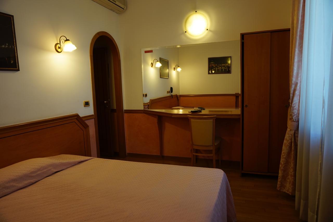 Green Hotel Рим Екстер'єр фото